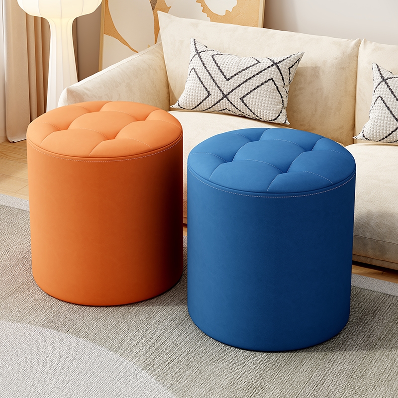 Modish Rounded Solid Colour Standard Ottoman with Pleather Upholstery and Button-tufted Design