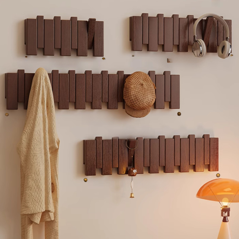 Trendy Coat Tree with Rubberwood Frame and Wood Hook