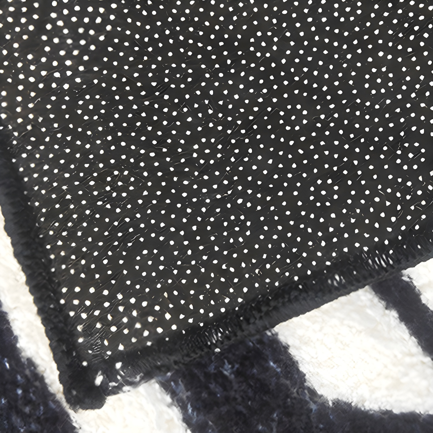 Comfortable Dark Ink Painting Effect Rug Polyester Olden Rug Stain Resistant Carpet for Bedroom