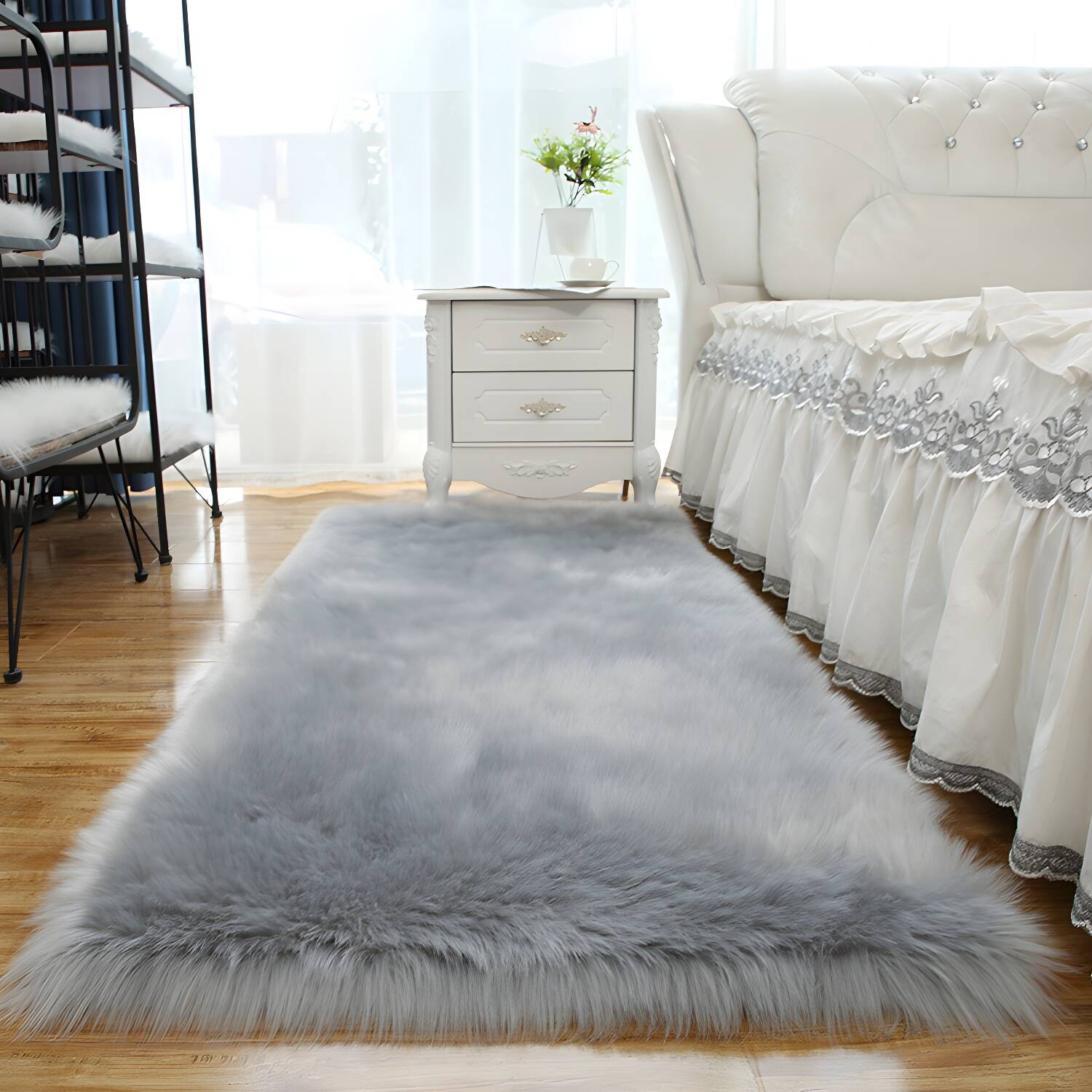 Simplicity Living Room Area Rug Modern Carpet Polyester Shag Rug with Non-Slip Backing