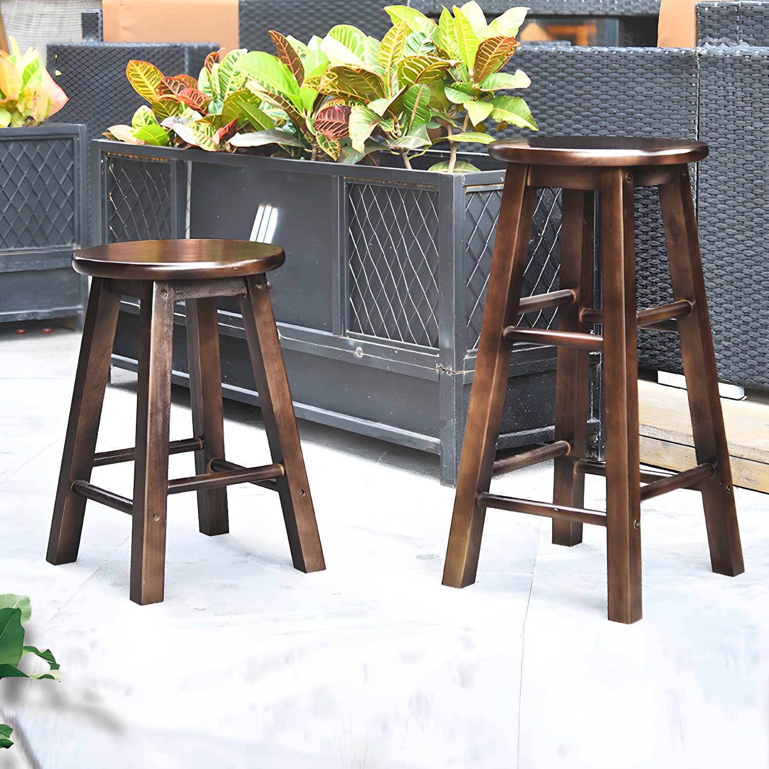 Industrial Wood Simple Retro Barstool Indoor Tall Stool with Round Seat