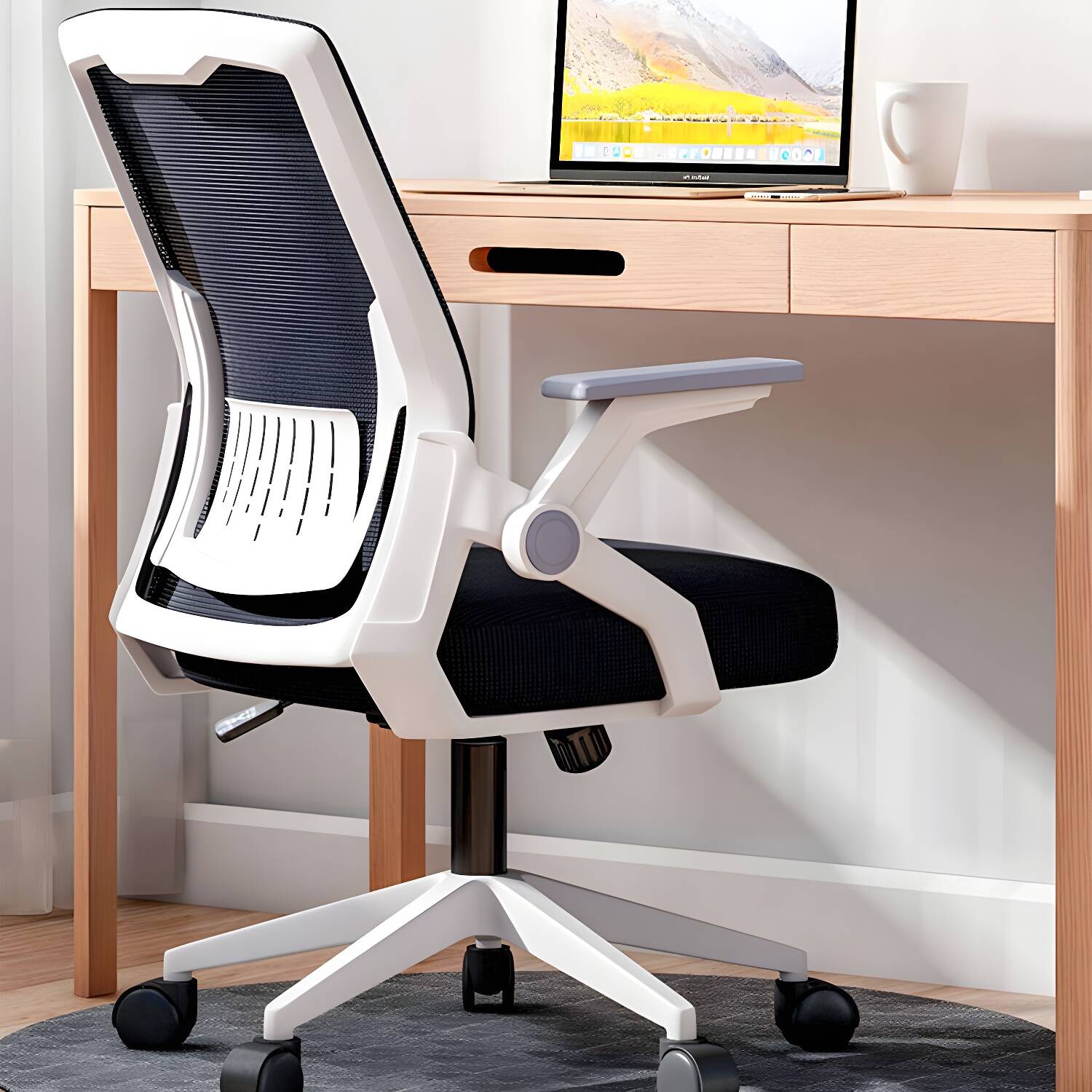 Black/White Office Chair Computer Chair with Armrest in A Modern Simple Style