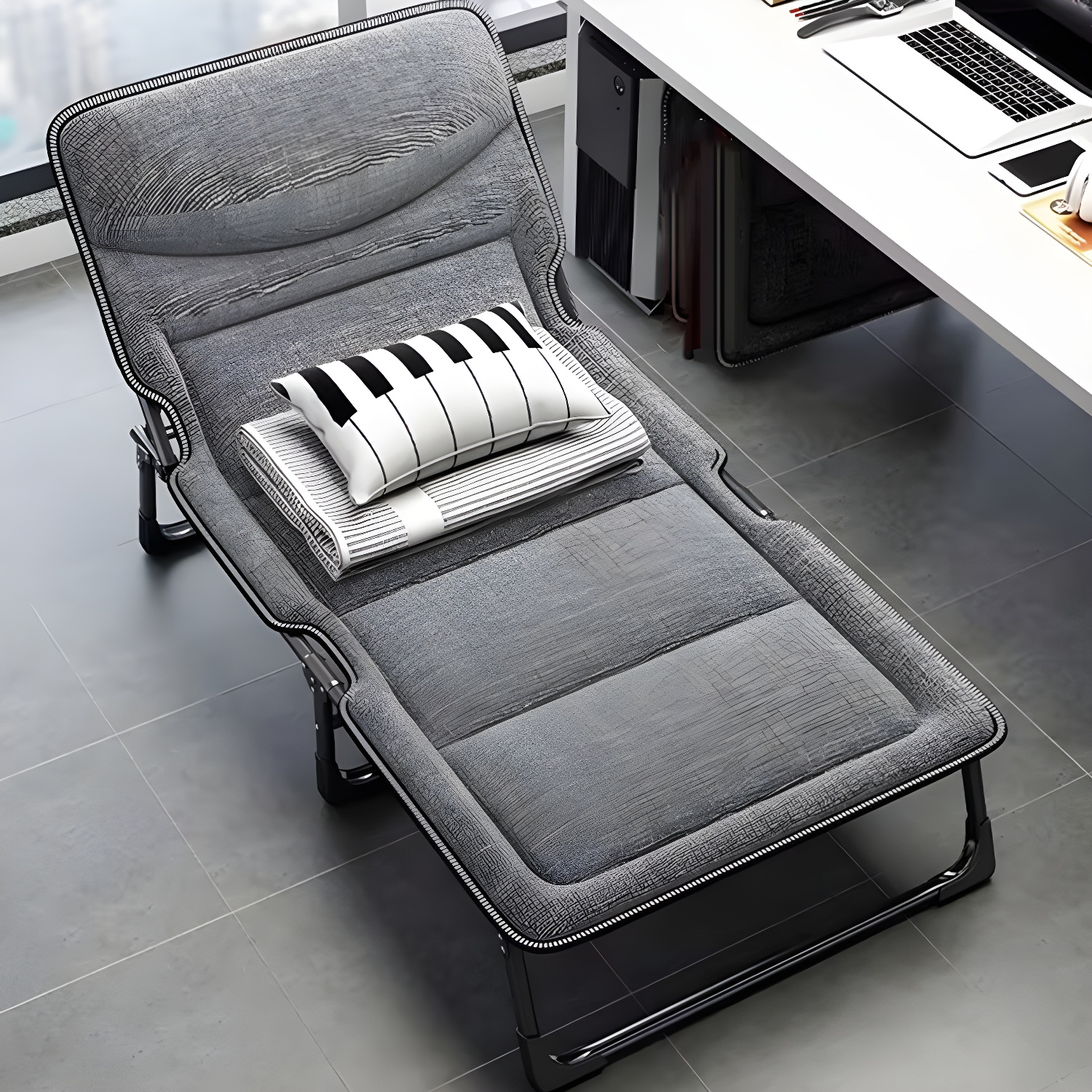 Contemporary Metal Frame Folding Standard Recliner Chair Position Lock