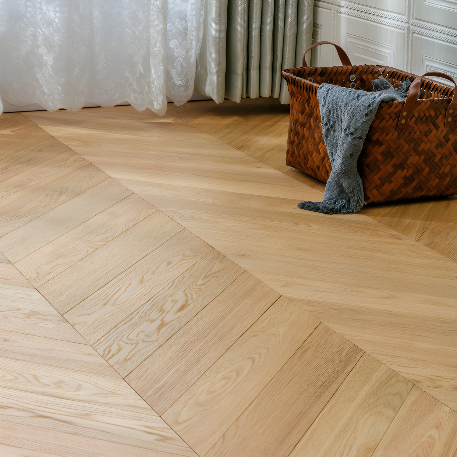 Scratch Resistant Low Gloss Laminate Wood Planks - Waterproof Flooring for Living Spaces