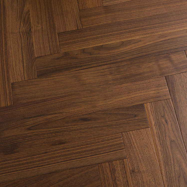 Waterproof Laminate Wood Planks - Scratch Resistant Flooring for Durability and Elegance