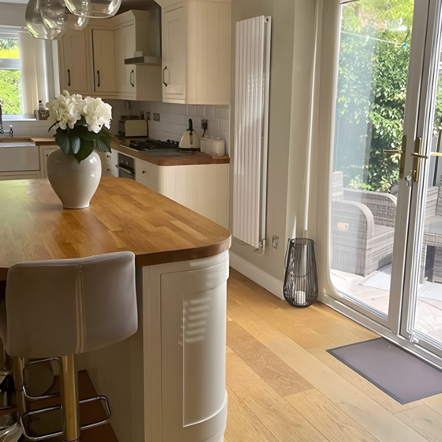 Light Wood Wire Brushed Matte Solid Wood Click-Lock Oak Engineered Hardwood Flooring