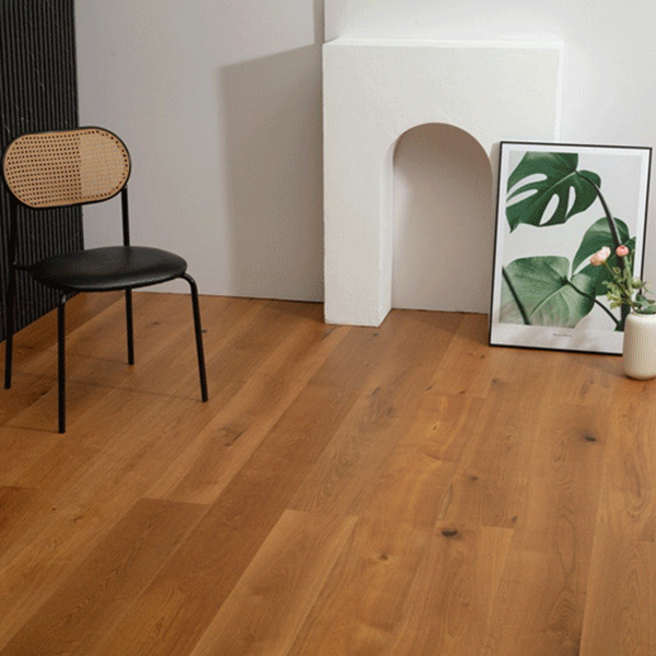 Stylish Water-resistant Laminate Wood Planks - Discover Waterproof 12mm Flooring