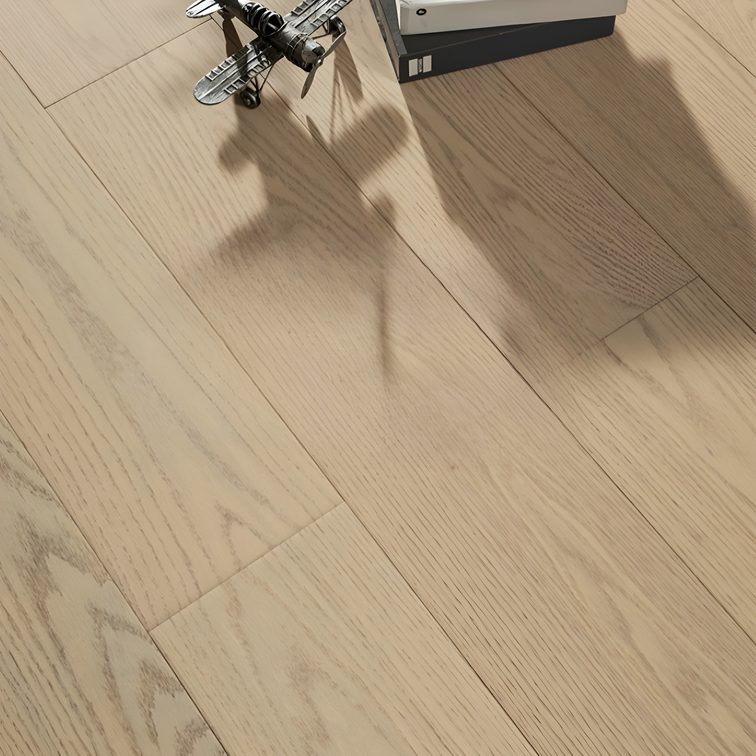 Waterproof Scratch Resistant Laminate Wood Planks - Elegant Low Gloss Flooring for Your Living Space