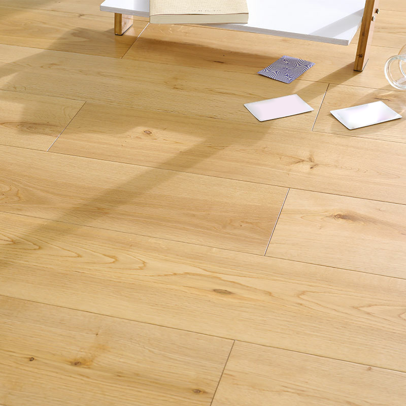 Matte Oak Solid Wood Flooring - Waterproof, Scratch Resistant, 1.8cm Thickness