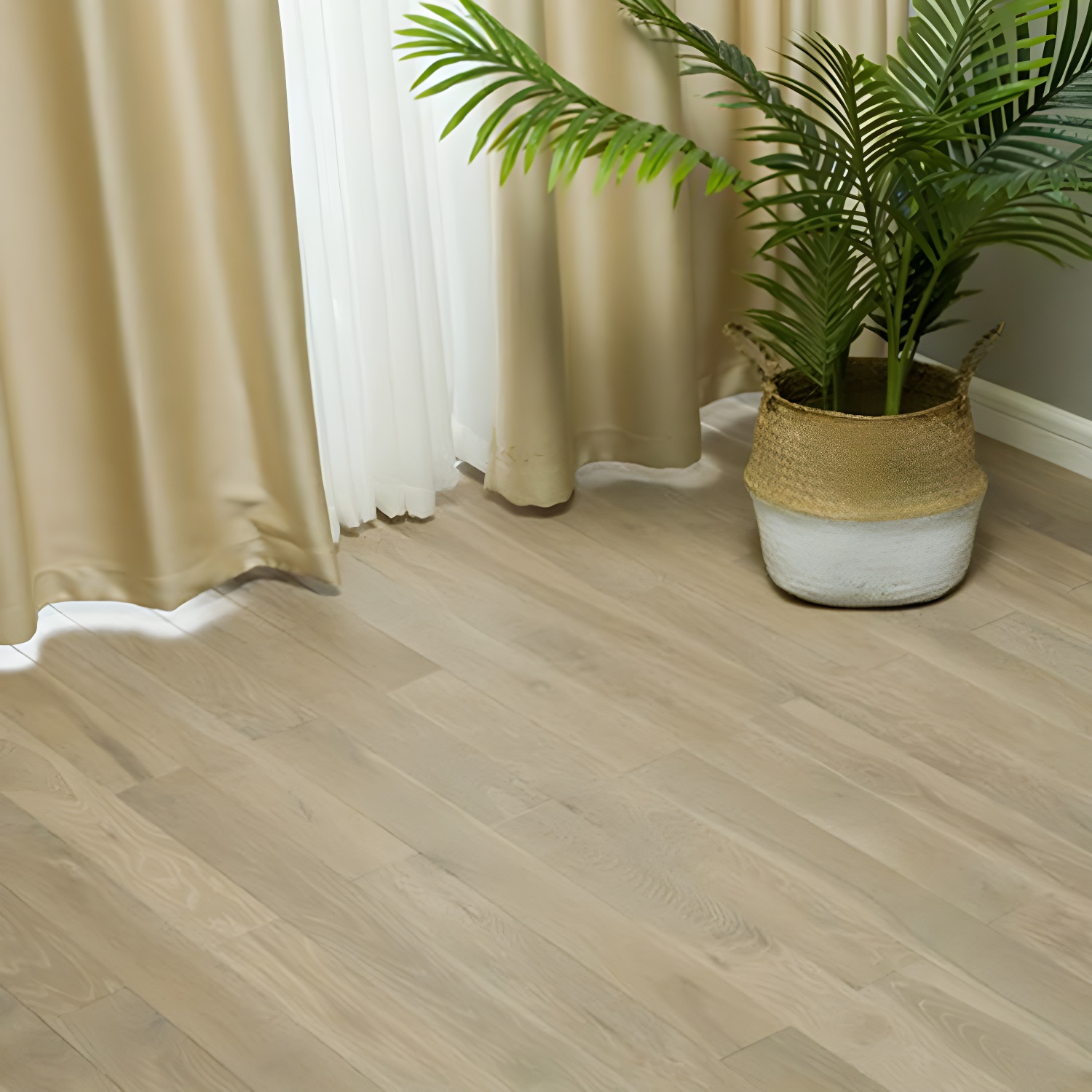 Water Resistant Oak Wood Click-Lock Solid Hardwood Flooring