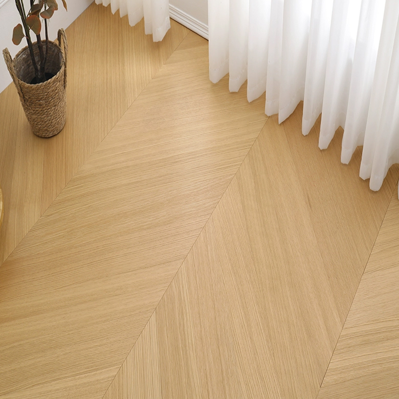Waterproof 12mm Laminate Wood Planks - Scratch Resistant and Smooth Surface for Your Living Space