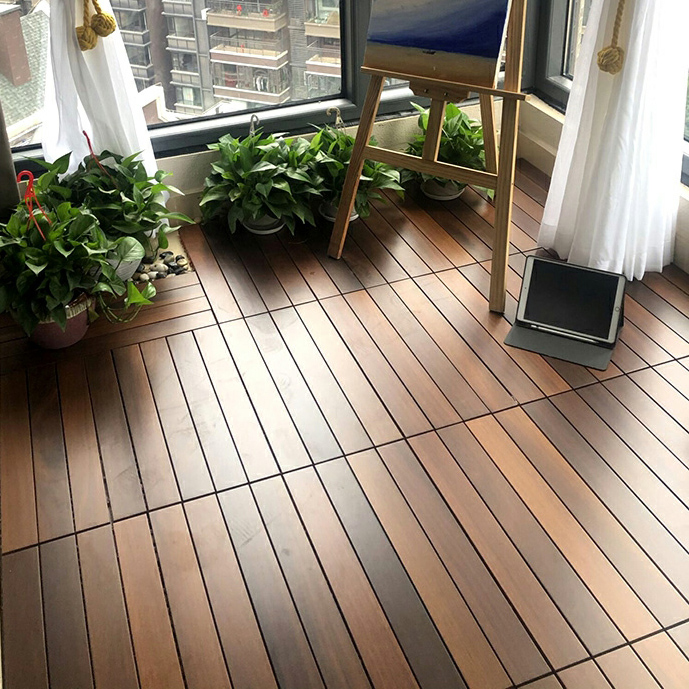 Waterproof Medium Wood Click-Lock Solid Wood Flooring with Scratch Resistance
