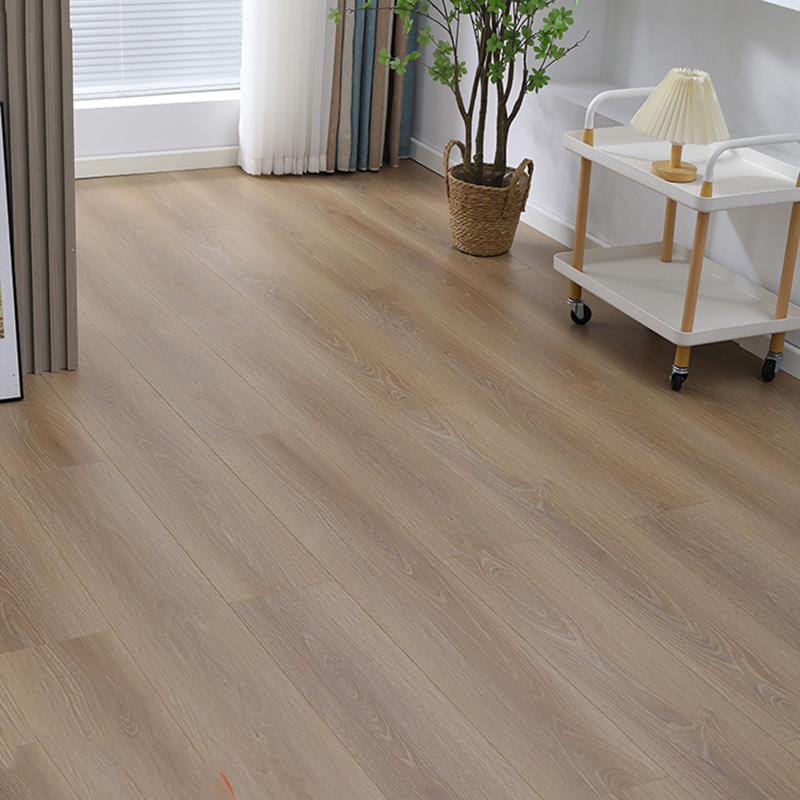 Perfectly Smooth & Scratch Resistant Laminate Wood Planks - Ideal Flooring for Your Living Space