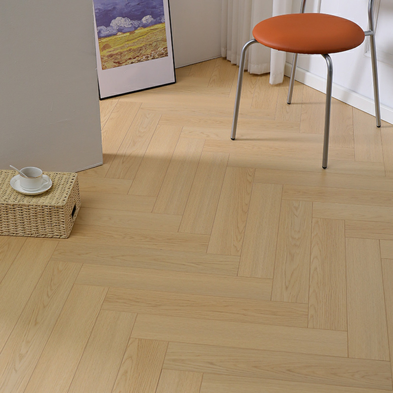 Durable Scratch Resistant Laminate Wood Planks - Low Gloss Finish and Smooth Surface