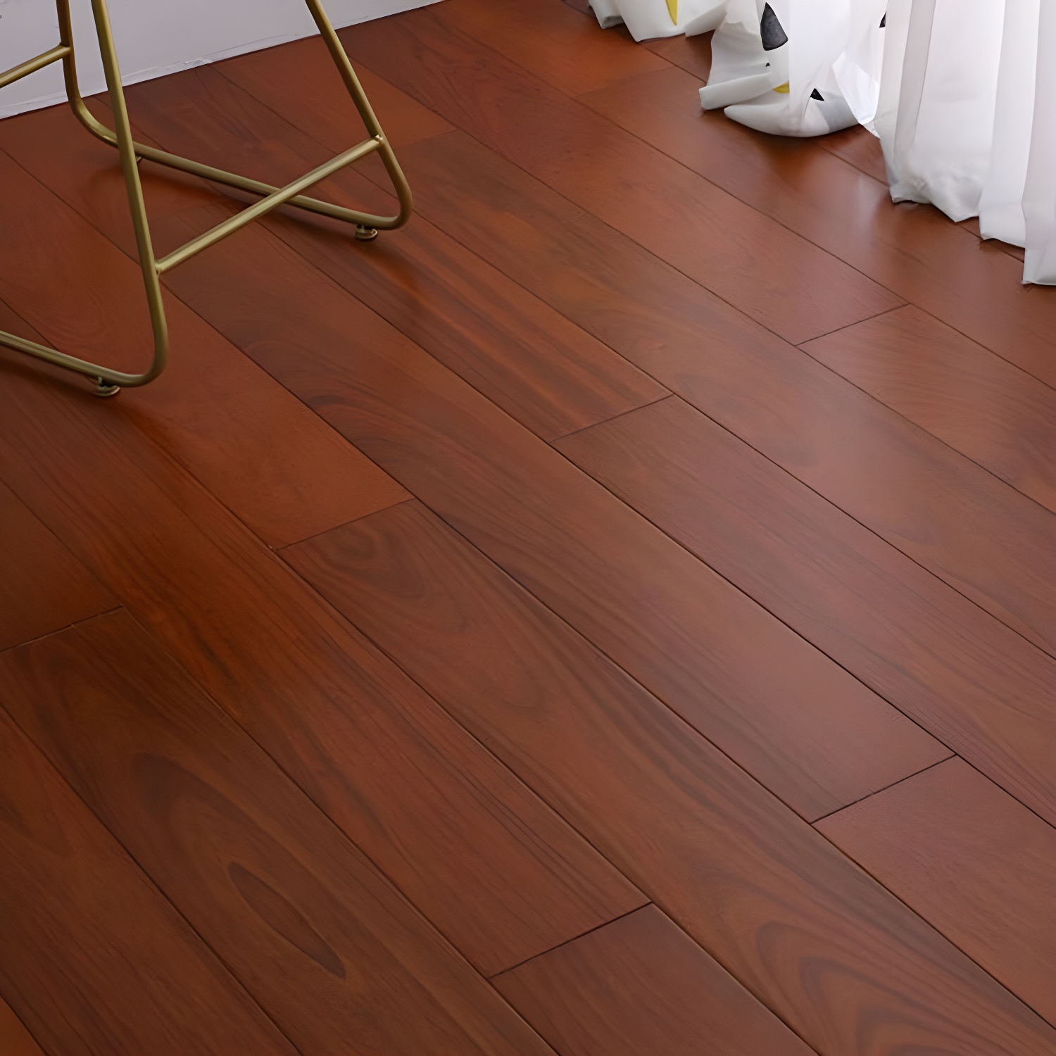 Red Wood Waterproof and Scratch Resistant Solid Wood Hardwood Flooring