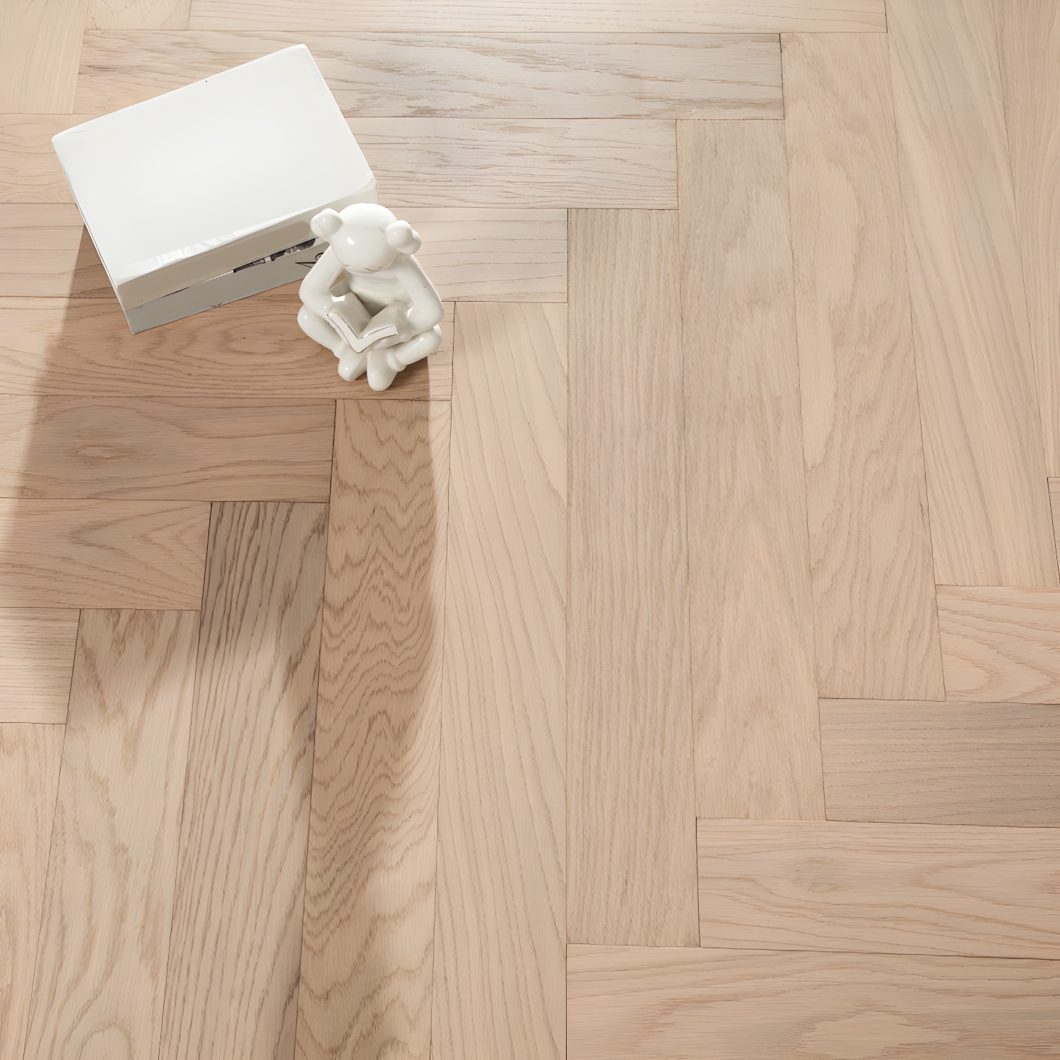 Waterproof Scratch Resistant Laminate Wood Planks - Ideal for Your Living Space