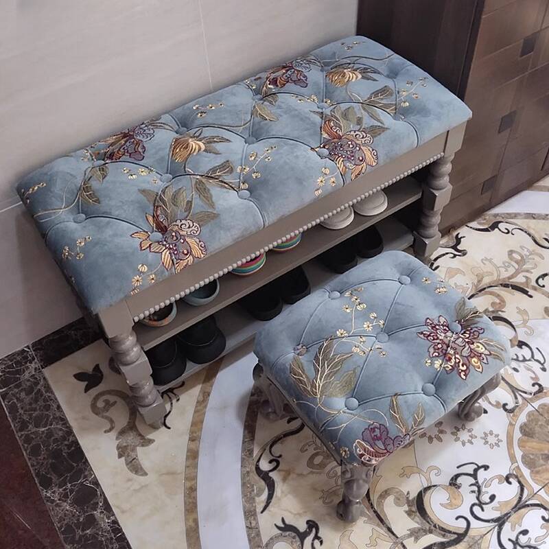 Bohemian Flowered Shoe Bench with Stitch-tufted Detail