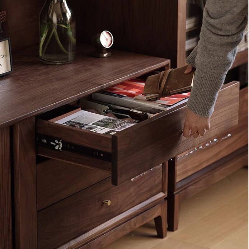 Warm Shaker Natural Wood TV Stand with Flexible Shelf and 2 Doors