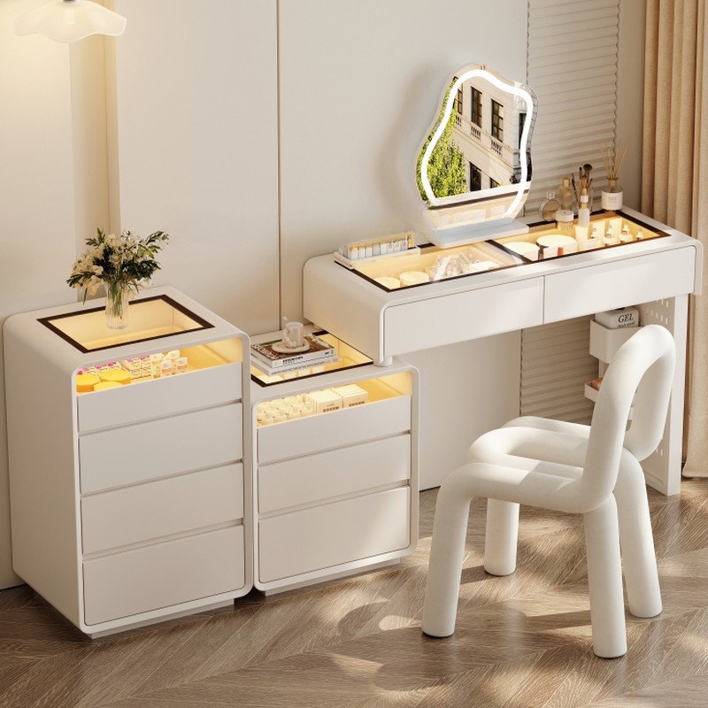 Simplistic Large Vitreous Vanity Set with No Suspension