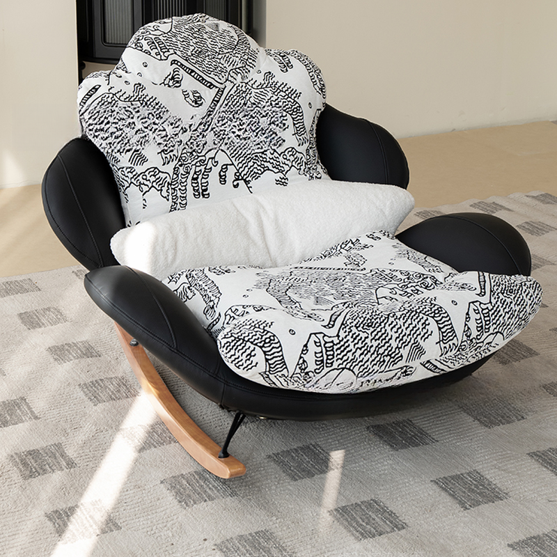 Simple Upholstered Rocking Seat: Padded with Round Arm